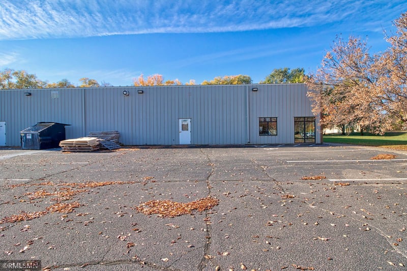 15725 Jarvis St NW, Elk River, MN 55330