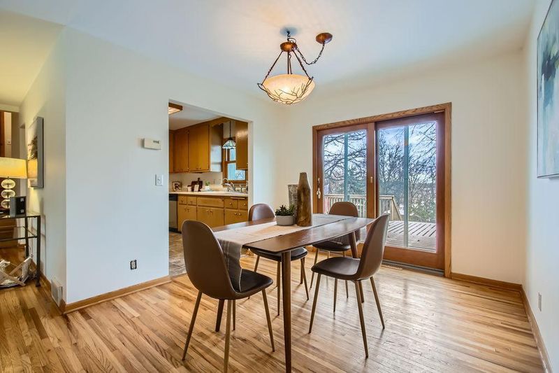 1337 Rest Point Cir, Orono, MN 55364