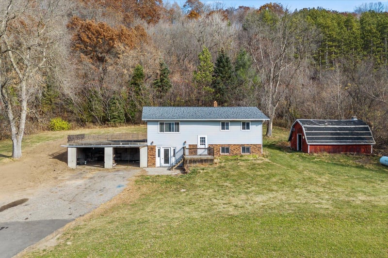 N1850 County Road U, Plum City, WI 54761