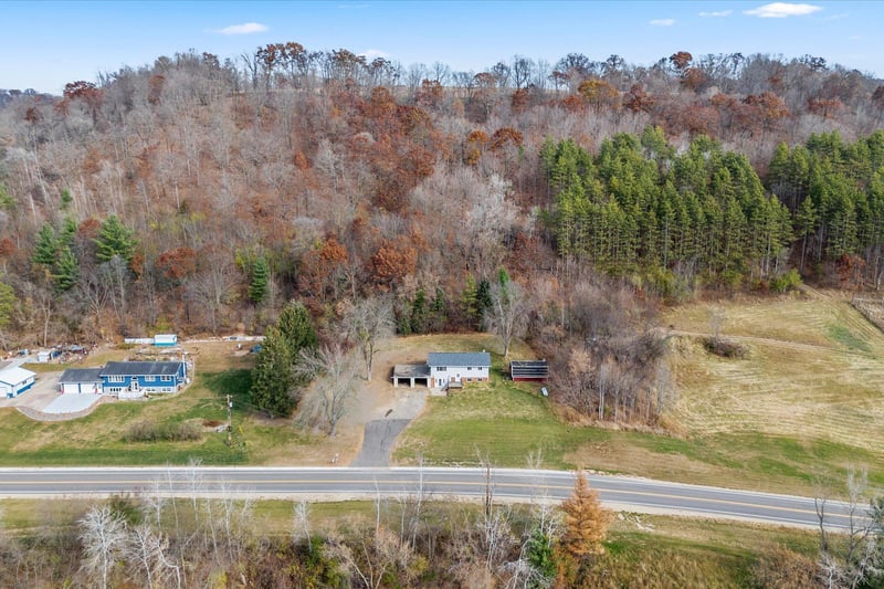 N1850 County Road U, Plum City, WI 54761