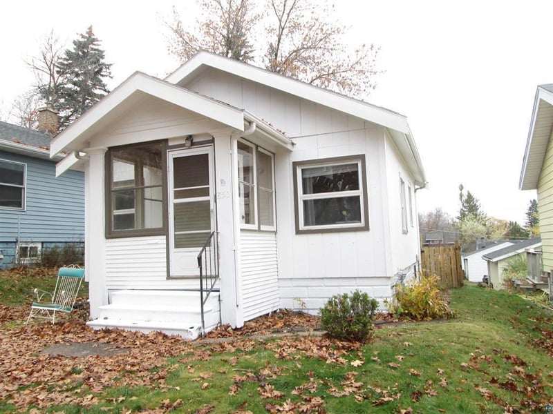 850 Charles Ave, Duluth, MN 55807