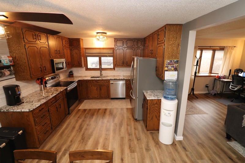 501 Western St, New Munich, MN 56356