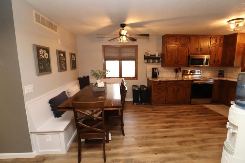 501 Western St, New Munich, MN 56356