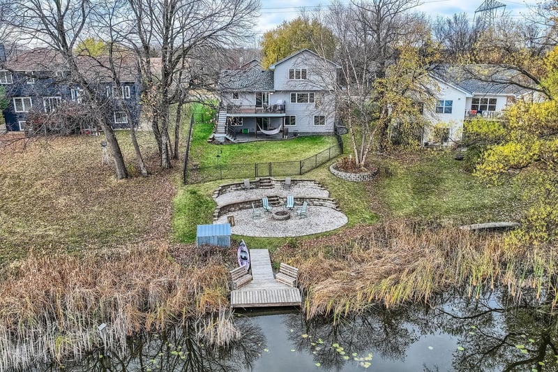 9516 Rosewood Ln N, Osseo, MN 55369