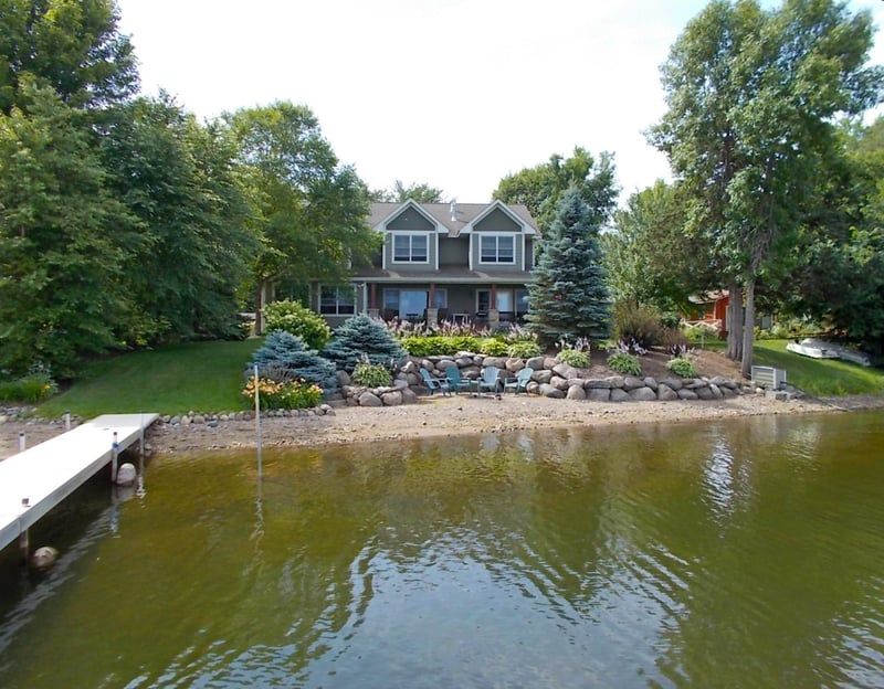 272 Basswood St N, Annandale, MN 55302