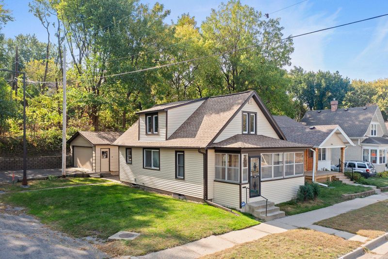 262 Curtice St E, West Saint Paul, MN 55107