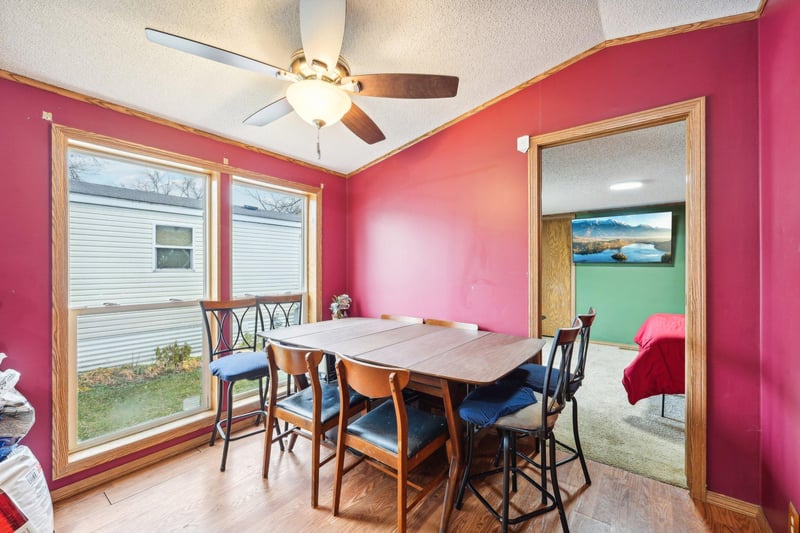 9004 Birchview Ln NE, Andover, MN 55304