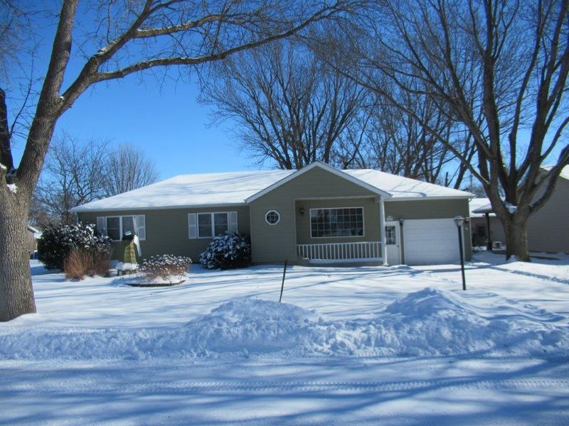 1220 1st Ave W, Edgerton, MN 56128