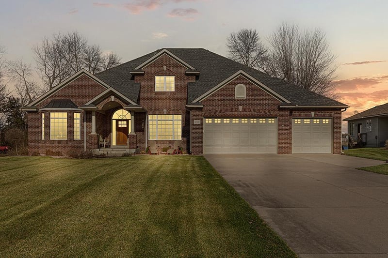 5701 232nd St W, Faribault, MN 55021
