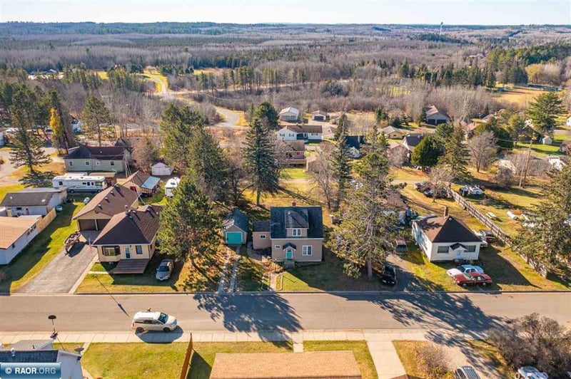 16 Superior St, Soudan, MN 55782