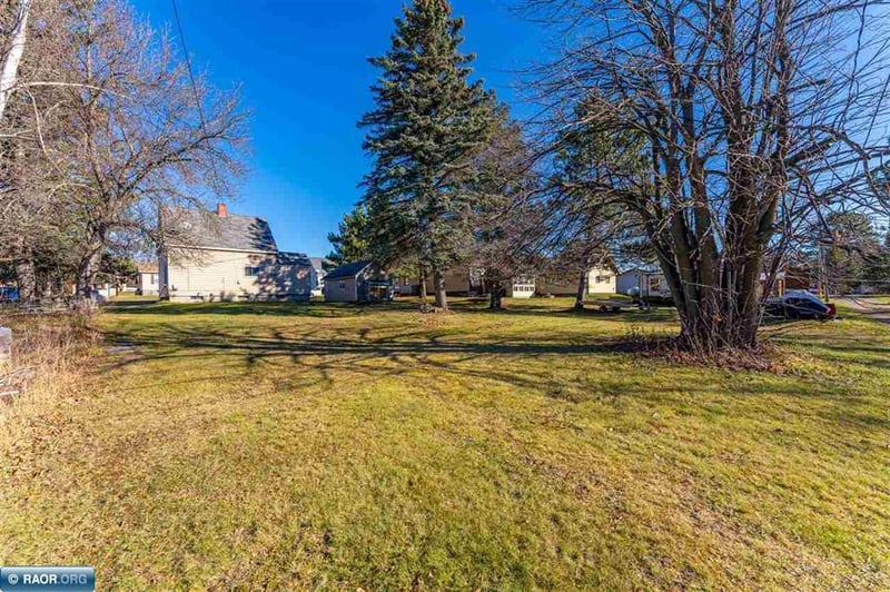 16 Superior St, Soudan, MN 55782