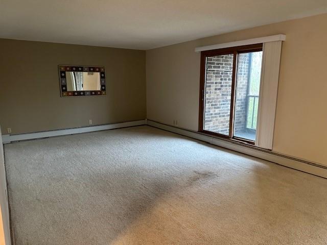 35 Nathan Ln N #121, Plymouth, MN 55441