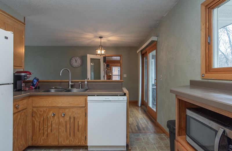 13699 Memorywood Dr, Baxter, MN 56425