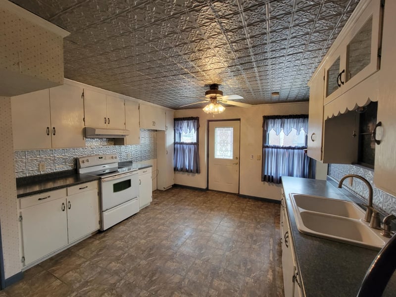 59 North St, Fountain City, WI 54629