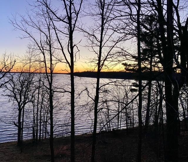 38978 N Shoreland Rd, Sturgeon Lake, MN 55783
