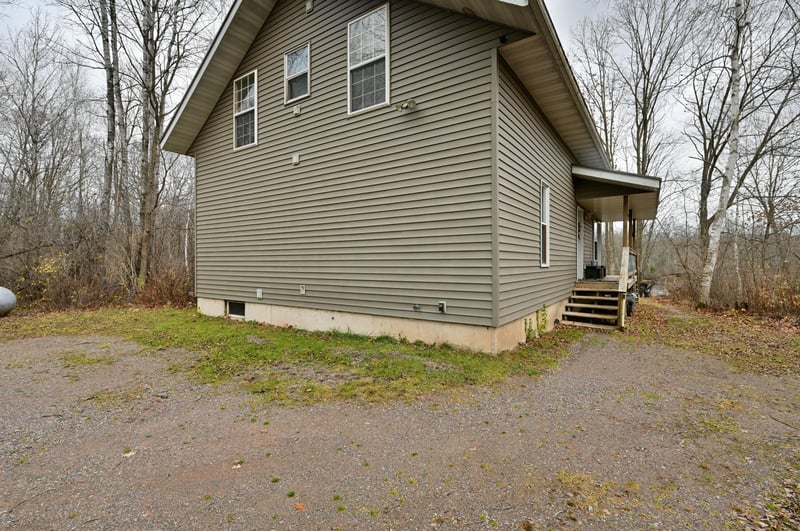 N4506 Port Arthur Rd, Ladysmith, WI 54848
