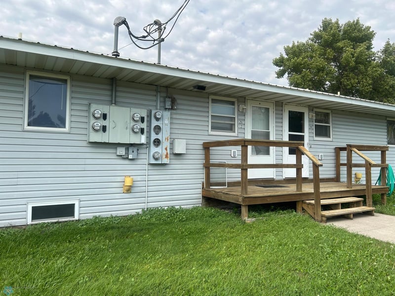 205 Johnson St, Shelly, MN 56581