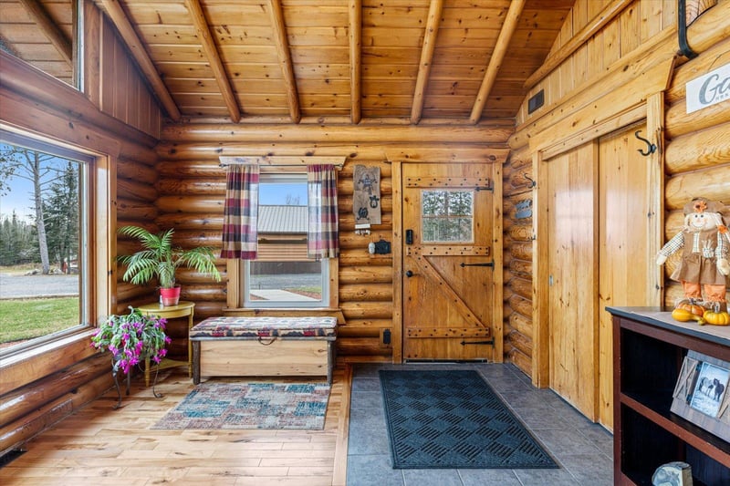 6623 Hwy 73, Chisholm, MN 55719