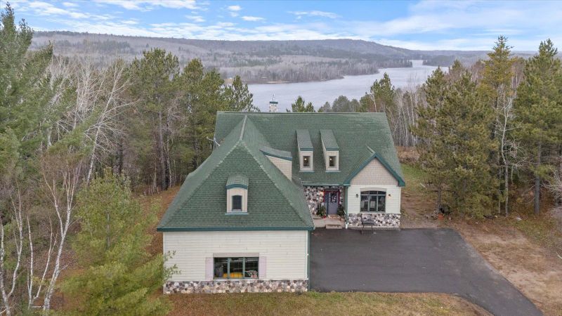 5935 Voyageurs Trl, Biwabik, MN 55708
