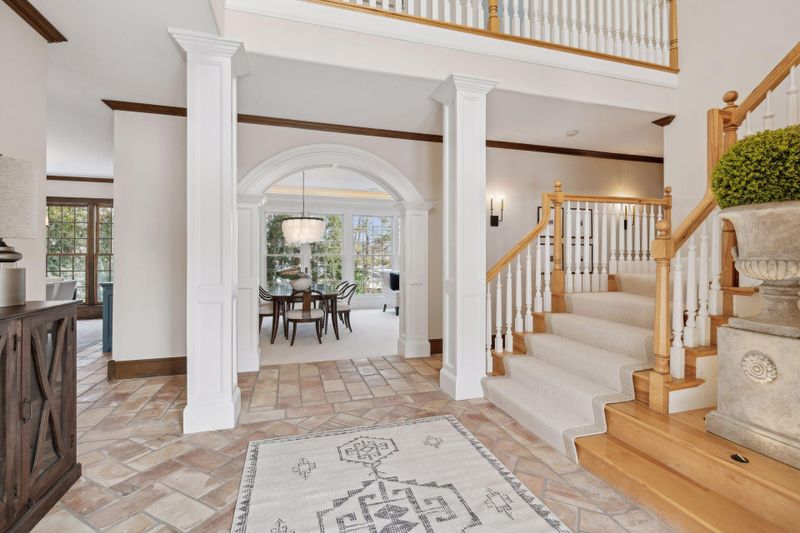 5000 Oak Bend Ln, Edina, MN 55436