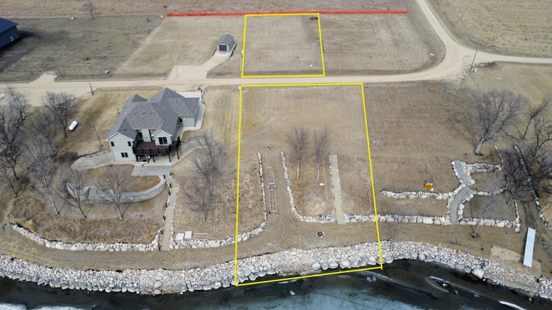 83969 Ridge Creek Dr, Clinton, MN 56225