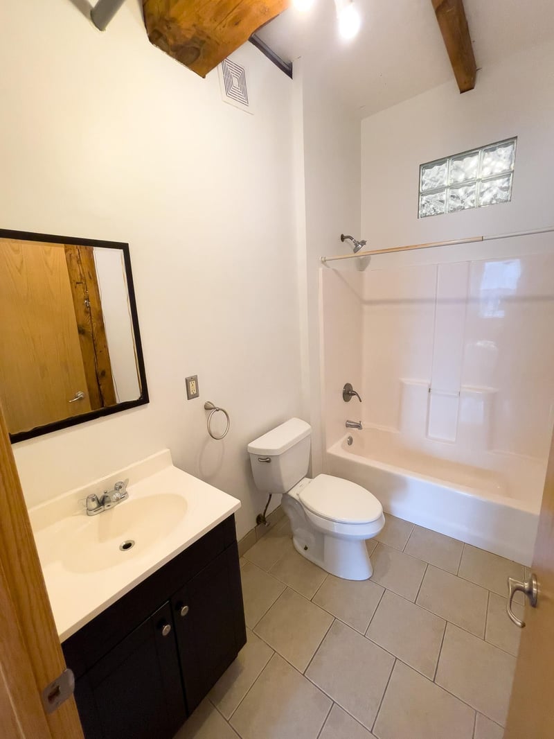 2115 Como Ave SE, Minneapolis, MN 55414