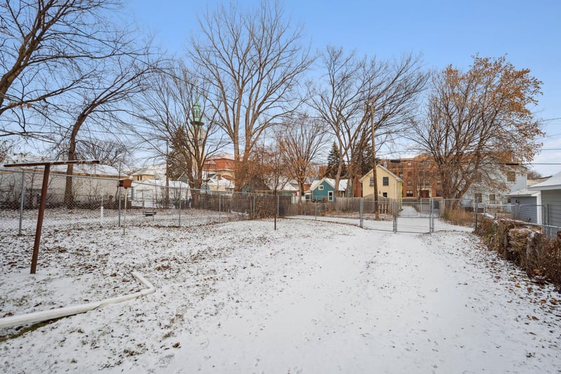 527 Edmund Ave, Saint Paul, MN 55103