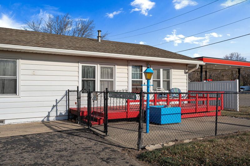 220 20th St NW, Faribault, MN 55021