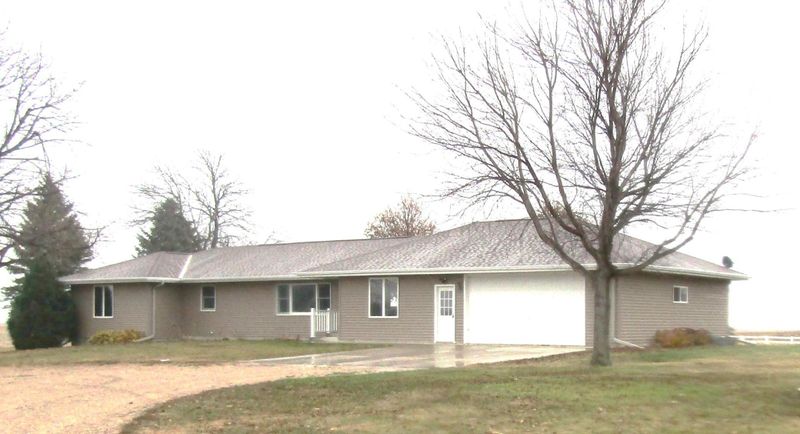 2227 350th St, Madison, MN 56256
