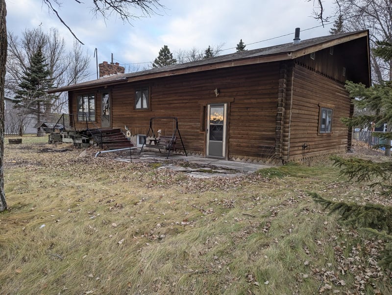 33950 274th St, Underwood, MN 56586