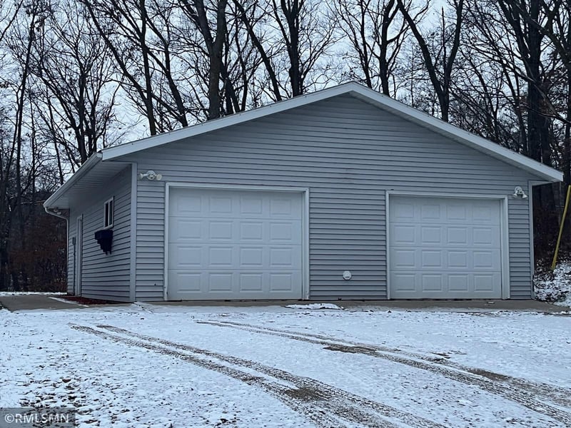 33603 Breezy Dr, Burtrum, MN 56318