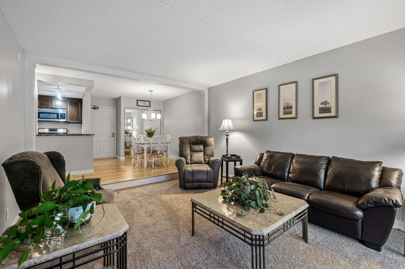 6710 Vernon Ave S #113, Edina, MN 55436