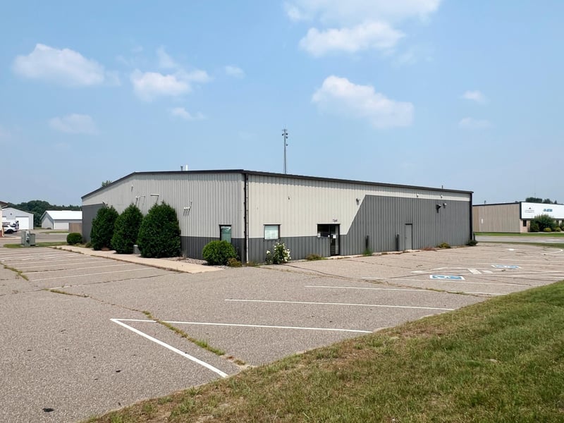 7548 Industrial Park Rd, Baxter, MN 56425