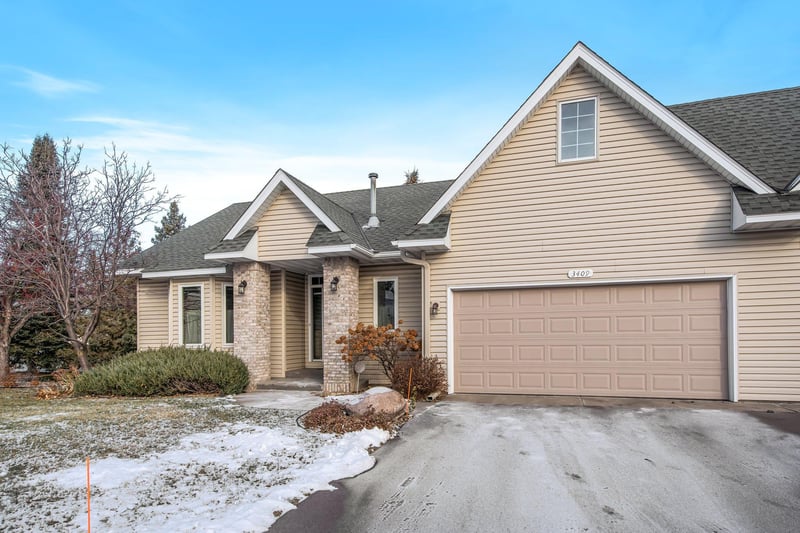 3409 Fordham Ct NE, Saint Anthony, MN 55421