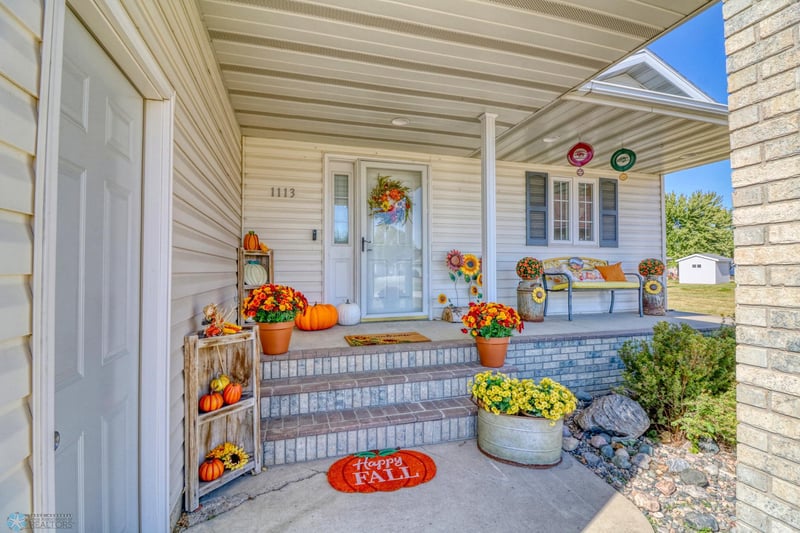 1113 Lyndon Ave S, Glyndon, MN 56547