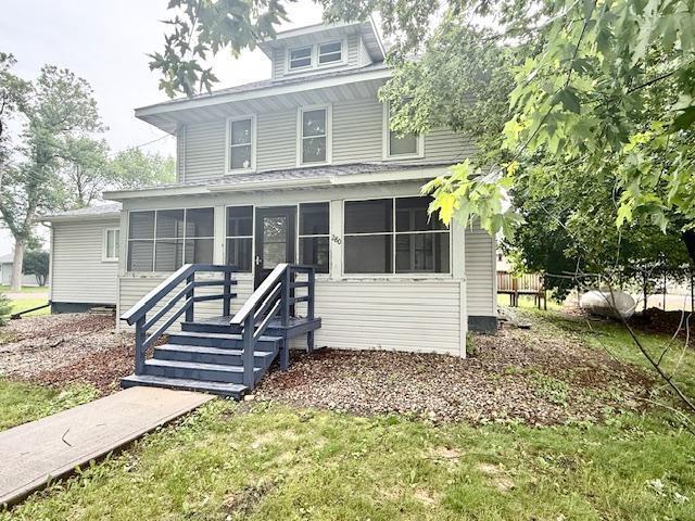 280 N Oak St, Vesta, MN 56292