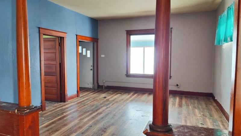13 4th Ave NW, Chisholm, MN 55719