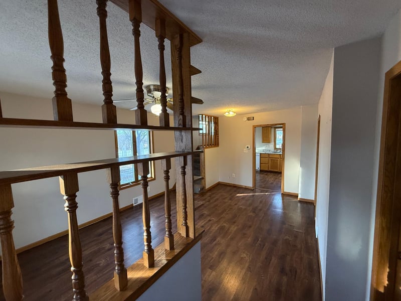 210 Jupiter St S, Cosmos, MN 56228