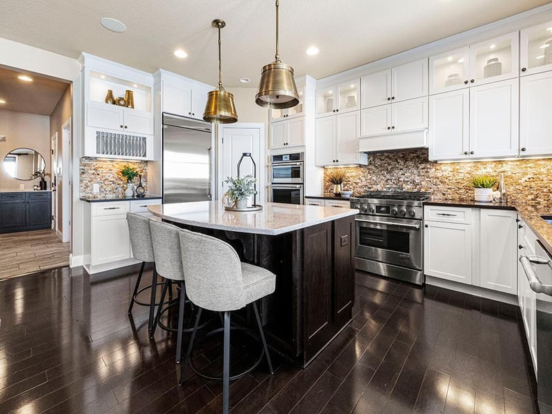 9156 Wassermann Ct, Victoria, MN 55386