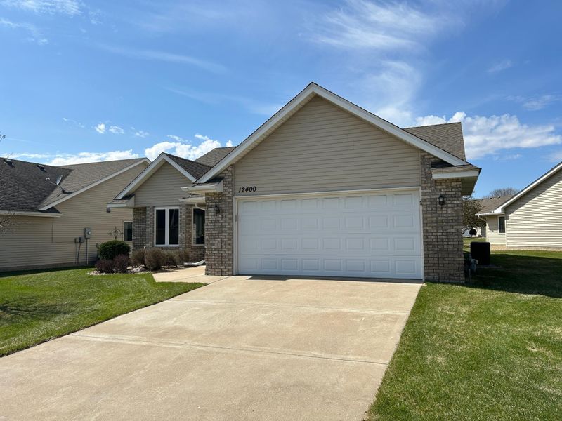 12400 Wedgewood Pl NW, Coon Rapids, MN 55433
