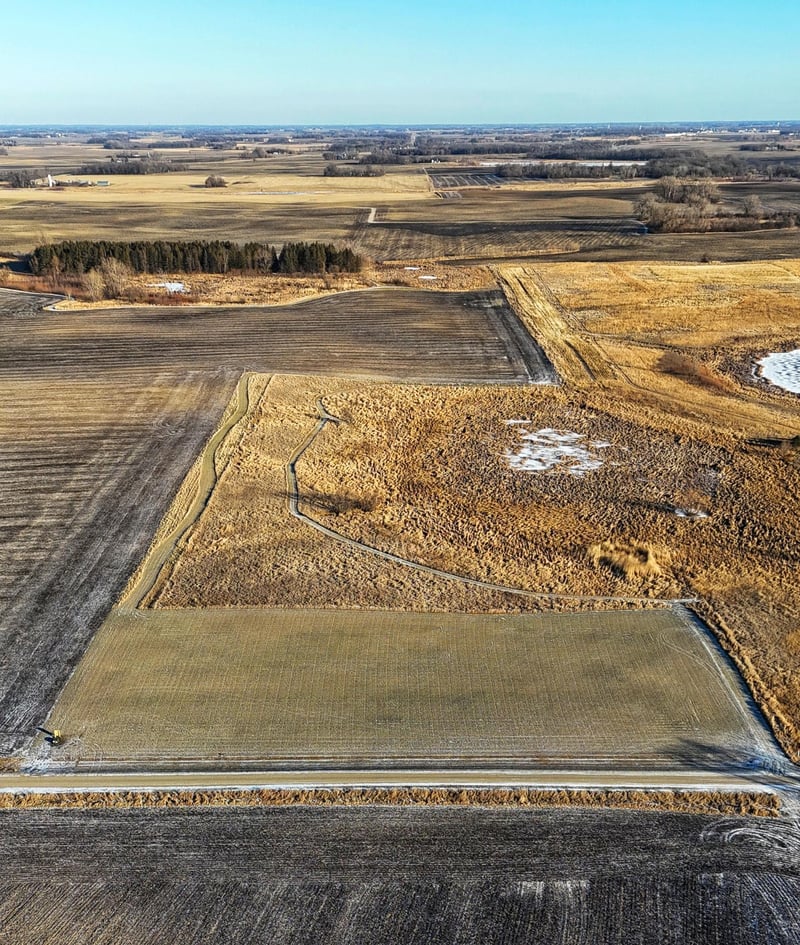 12080 Major Ave, Glencoe, MN 55336