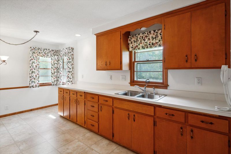 4417 W 90th St, Minneapolis, MN 55437