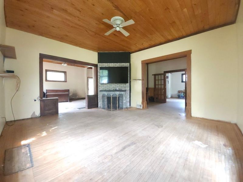 230 5th St NW, Milaca, MN 56353