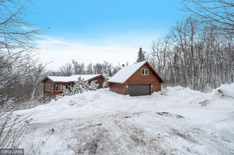 108 Isak Rg, Lutsen, MN 55612