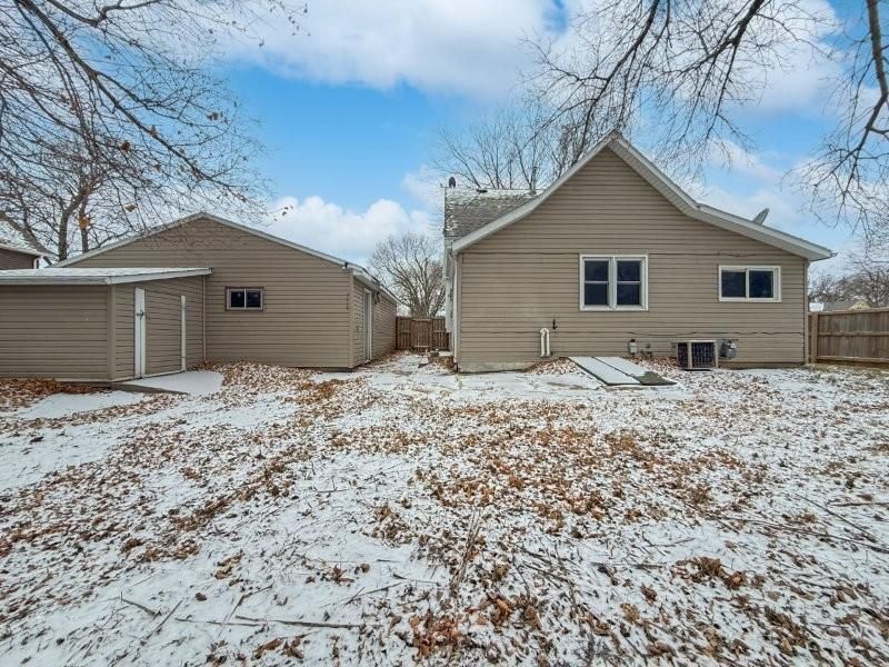 505 S Lake St, Sherburn, MN 56171