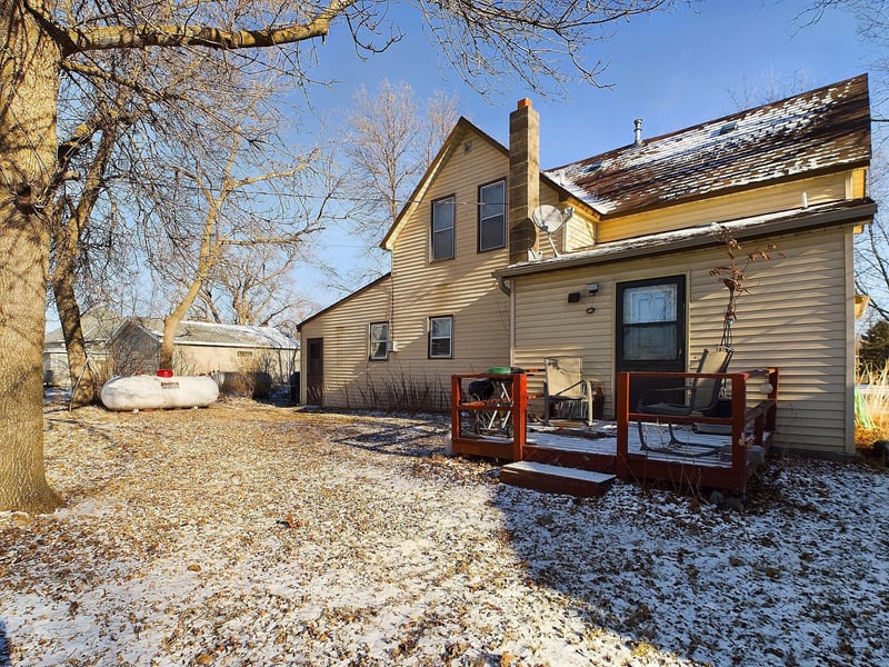 331 Pleasant Ave S, Brooten, MN 56316