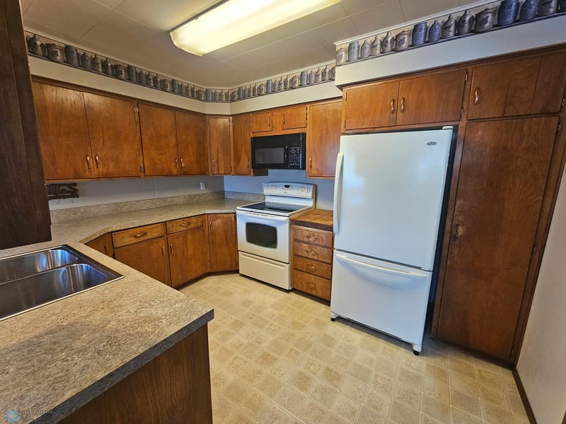 313 3rd St, Campbell, MN 56522