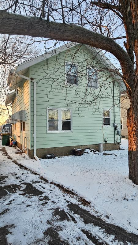 416 W 3rd St, Graceville, MN 56240