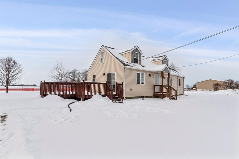 8696 8th Ave, New Auburn, MN 55366