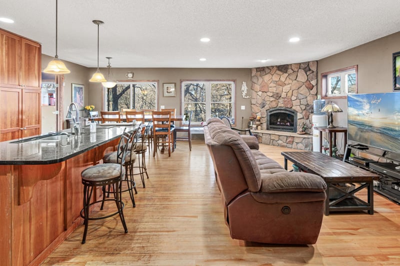 4540 France Ave S, Edina, MN 55410